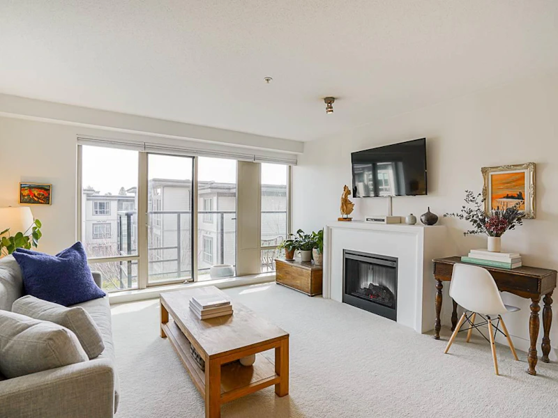 314 - 4550 Fraser Street, Vancouver BC V5V 4G8