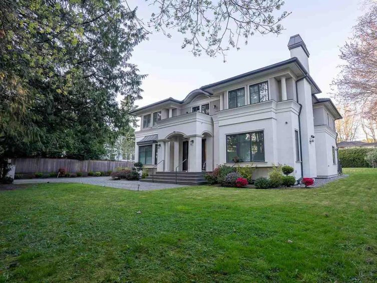 2005 Southwest Marine Drive, Vancouver, BC, V6P 6B4