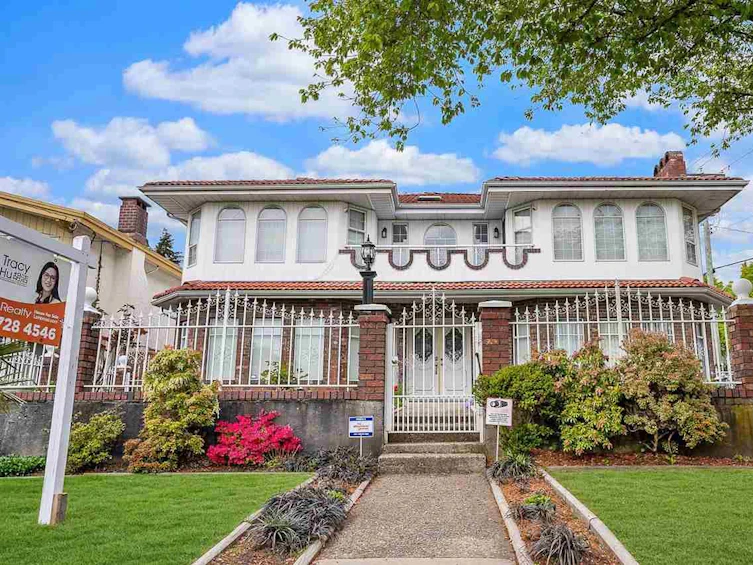 4541 Watling Street, Burnaby, BC, V5J 1V7