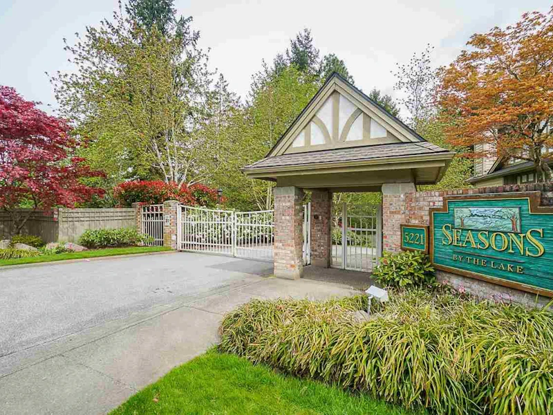 25 - 5221 Oakmount Crescent, Burnaby BC V5H 4R4