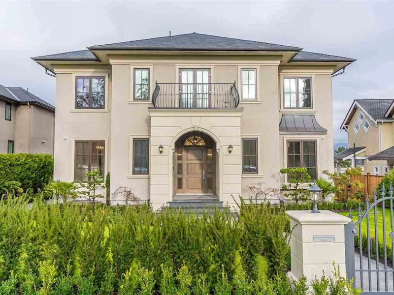 2249 W 34th Avenue, Vancouver BC V6M 1G5