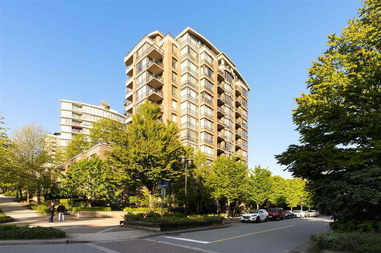 304-170 West 1st Street, North Vancouver, BC, V7M 3P2