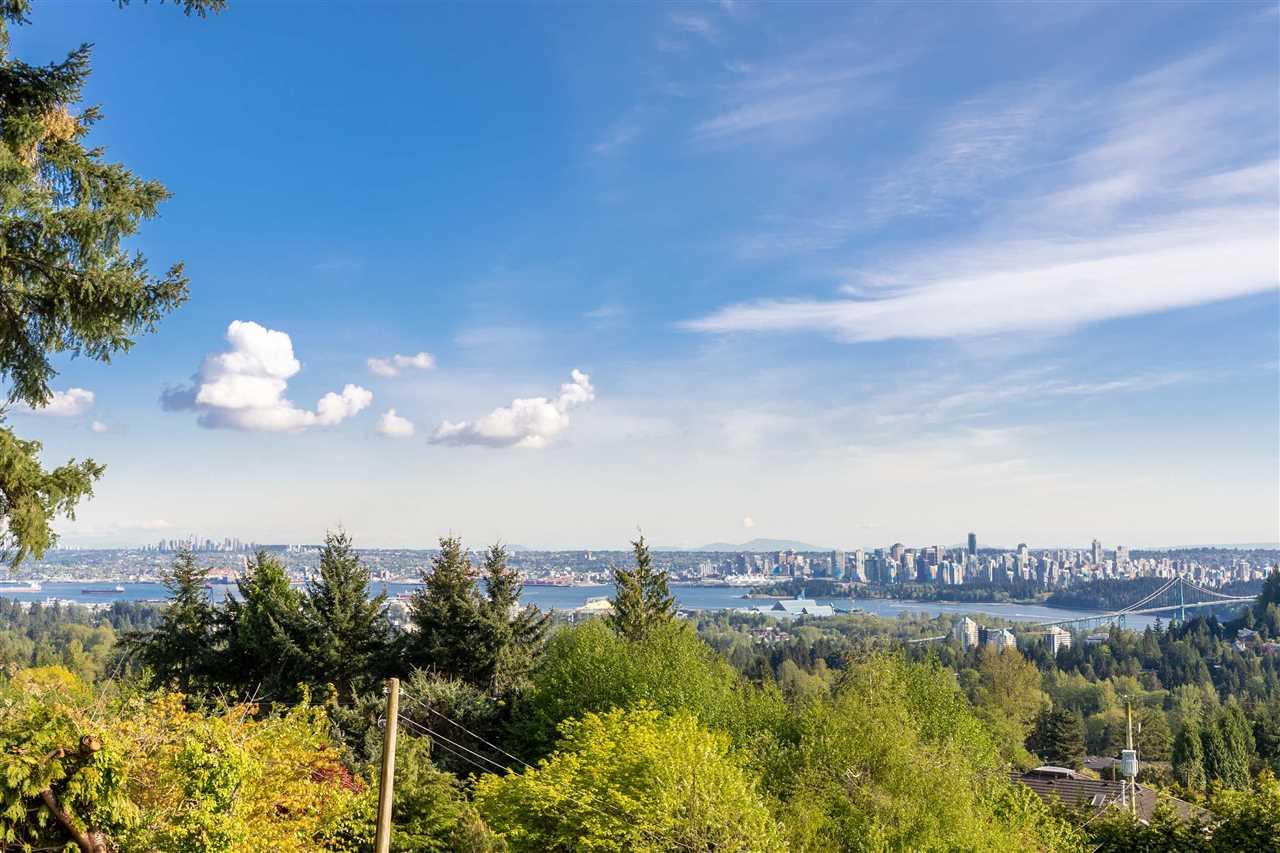 797 Eyremount Drive, West Vancouver, BC, V7S 2A3