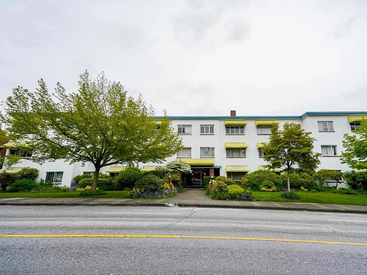 5-2469 Cornwall Avenue, Vancouver, BC, V6K 1B9