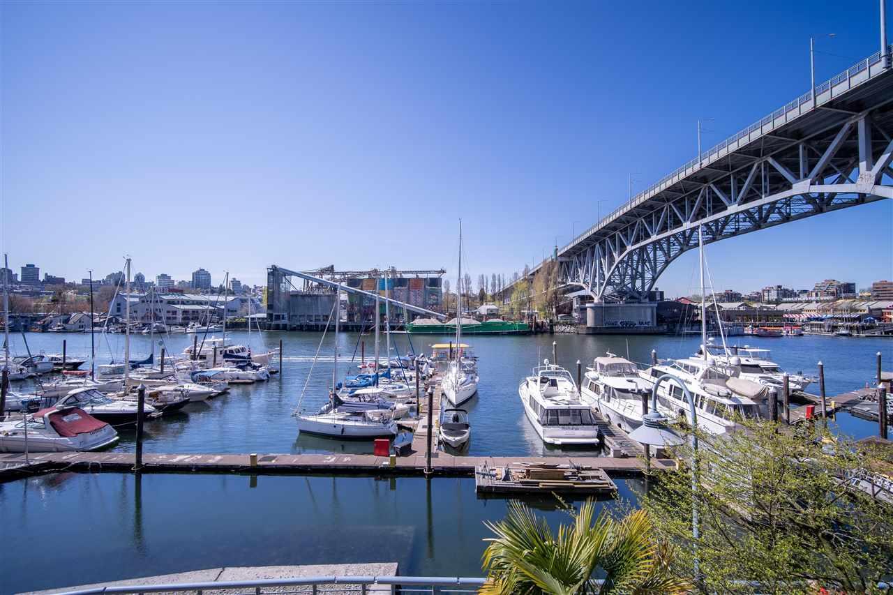 203-628 Kinghorne Mews, Vancouver, BC, V6Z 3H6