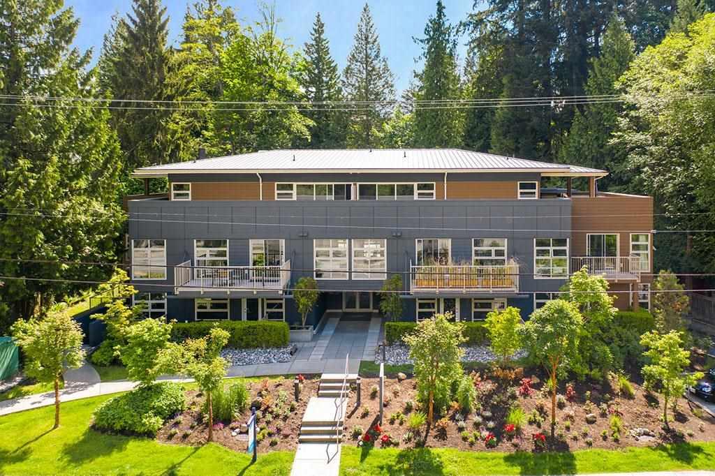 202-2832 Capilano Road, North Vancouver, BC, V7R 4H5