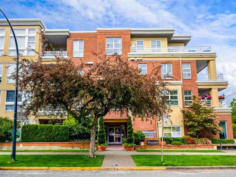 206 - 2105 W 42nd Avenue, Vancouver BC V6M 2B7