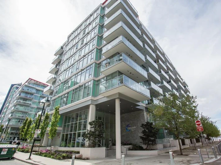304-175 Victory Ship Way, North Vancouver, BC, V7L 0G1