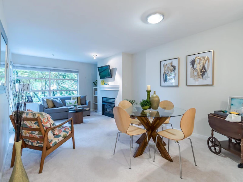 204 - 3083 W 4th Avenue, Vancouver BC V6K 1R5