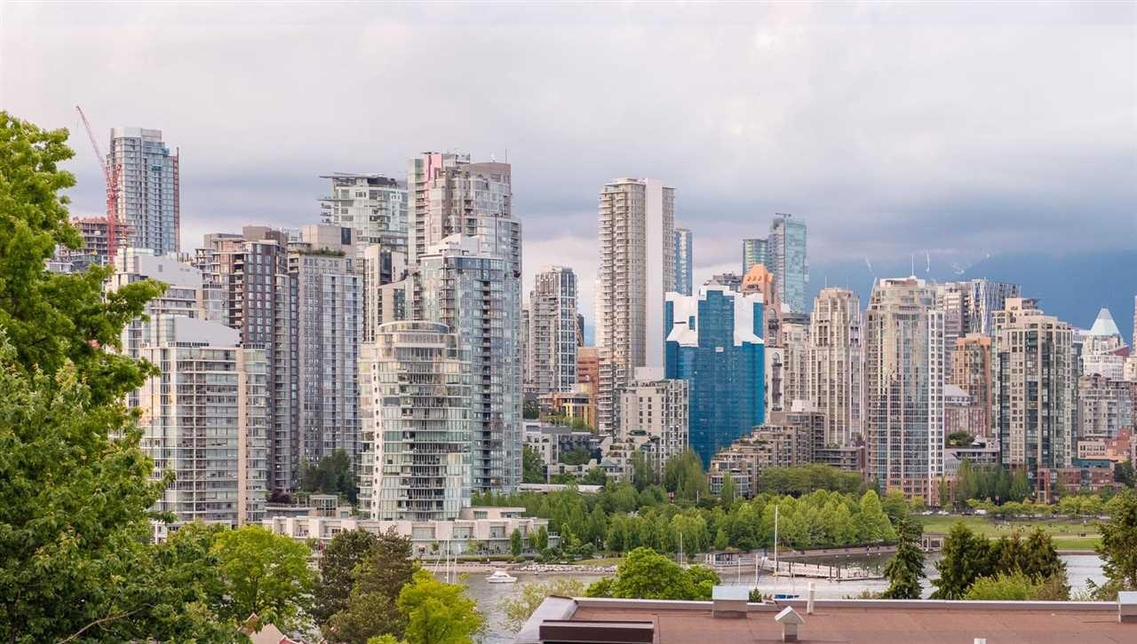 101-977 West 8th Avenue, Vancouver, BC, V5Z 1E4