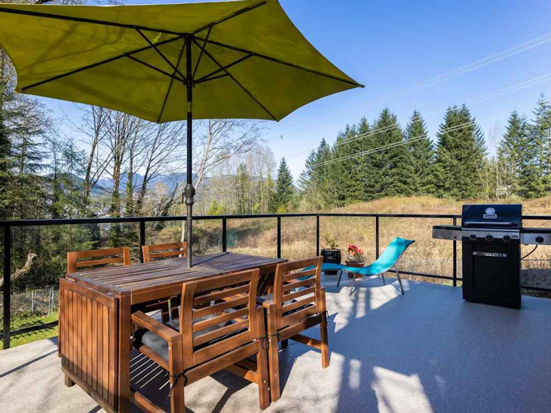 2625 Hawser Avenue, Coquitlam BC V3C 4C9