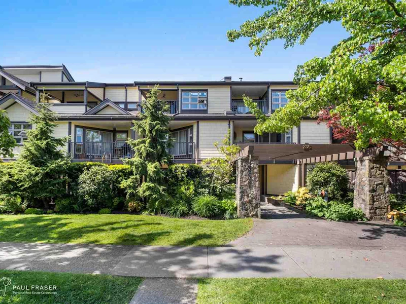 104 - 235 W 4th Street, North Vancouver BC V7M 1H8