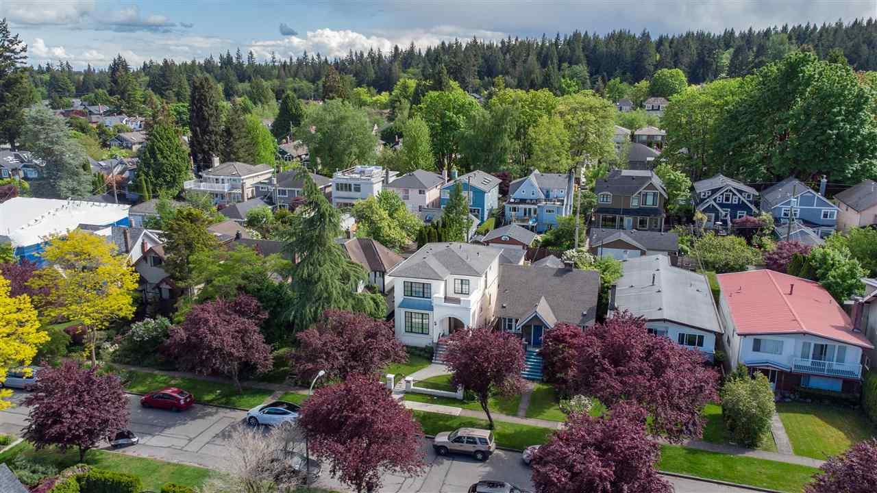 4566 West 12th Avenue, Vancouver, BC, V6R 2R5