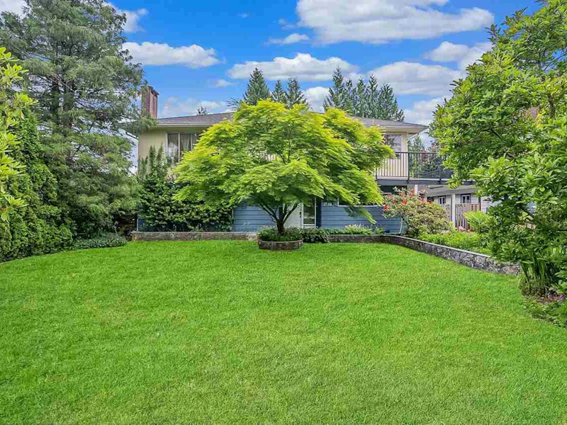 1830 Woodvale Avenue, Coquitlam BC V3J 3H4