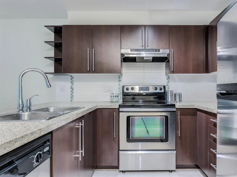 318-2088 Beta Avenue, Burnaby, BC, V5C 0C8