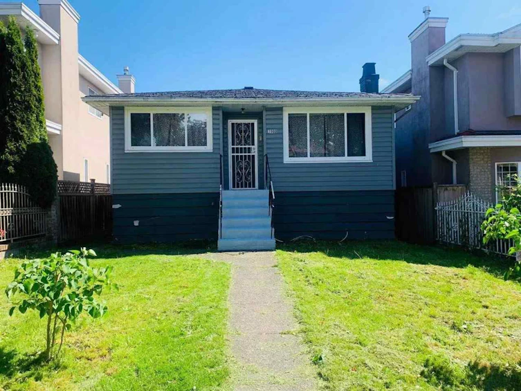 1960 East 52nd Avenue, Vancouver, BC, V5P 1W7