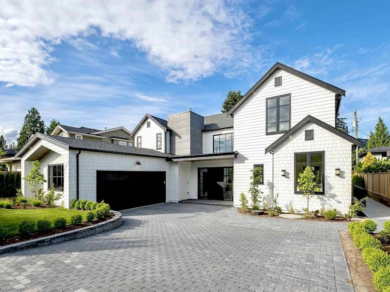 2764 Edgemont Boulevard, North Vancouver BC V7R 2N2