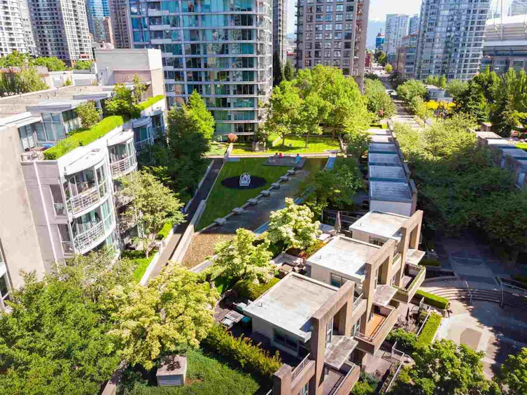 1037 Expo Boulevard, Vancouver, BC, V6Z 2W1