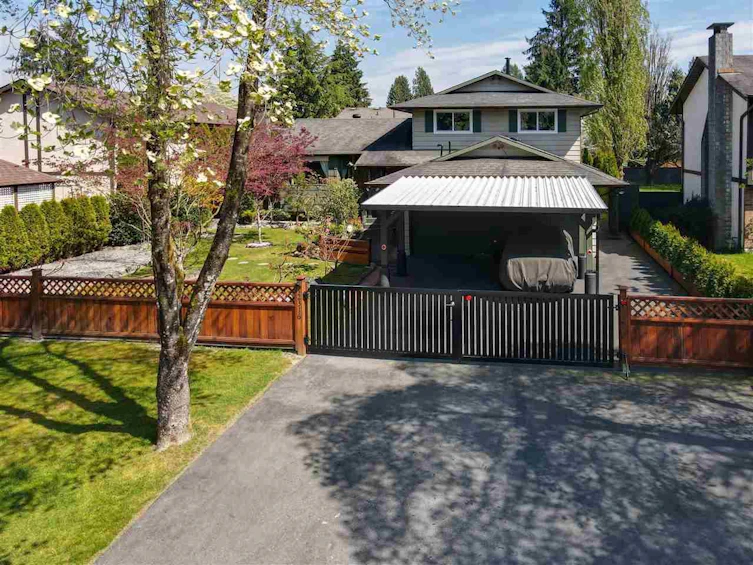 12316 Skillen Street, Maple Ridge, BC, V4R 2M4