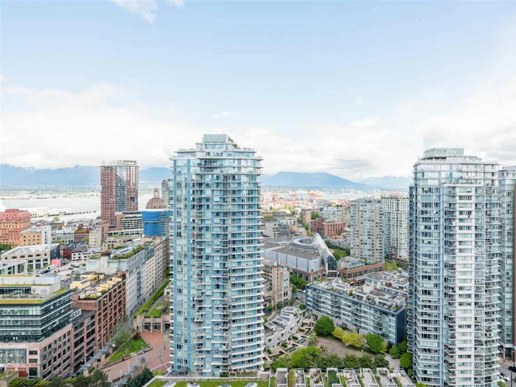 2901-131 Regiment Square, Vancouver, BC, V6B 1X6