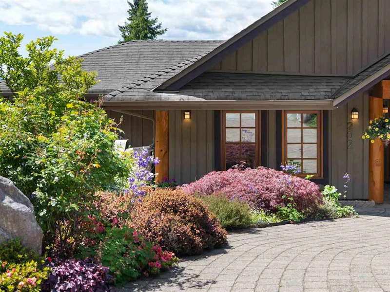 202 Panorama Place, West Vancouver BC V0N 0A2