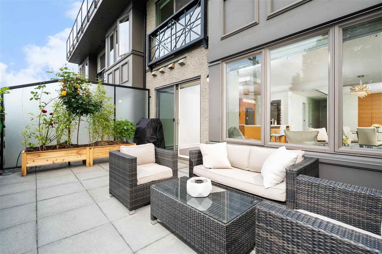 204-4463 West 10th Avenue, Vancouver, BC, V6R 2H8