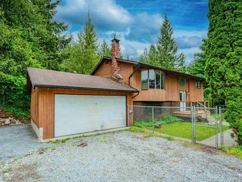 24200 Fern Crescent, Maple Ridge BC V4R 2S1