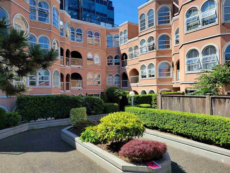 103 - 1040 W 8th Avenue, Vancouver BC V6H 1C4