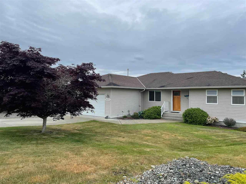 6231 Sunrise Boulevard, Sechelt BC
