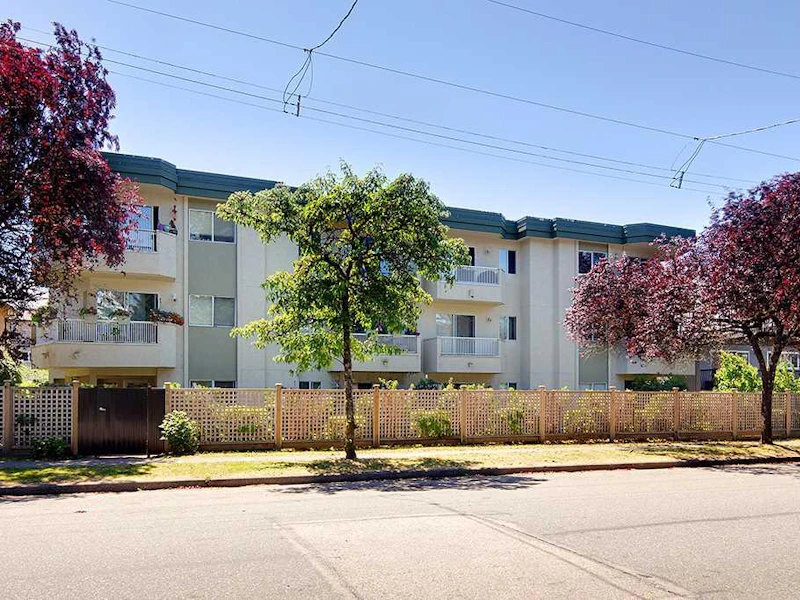 307 - 458 E 43rd Avenue, Vancouver BC V5W 1T4