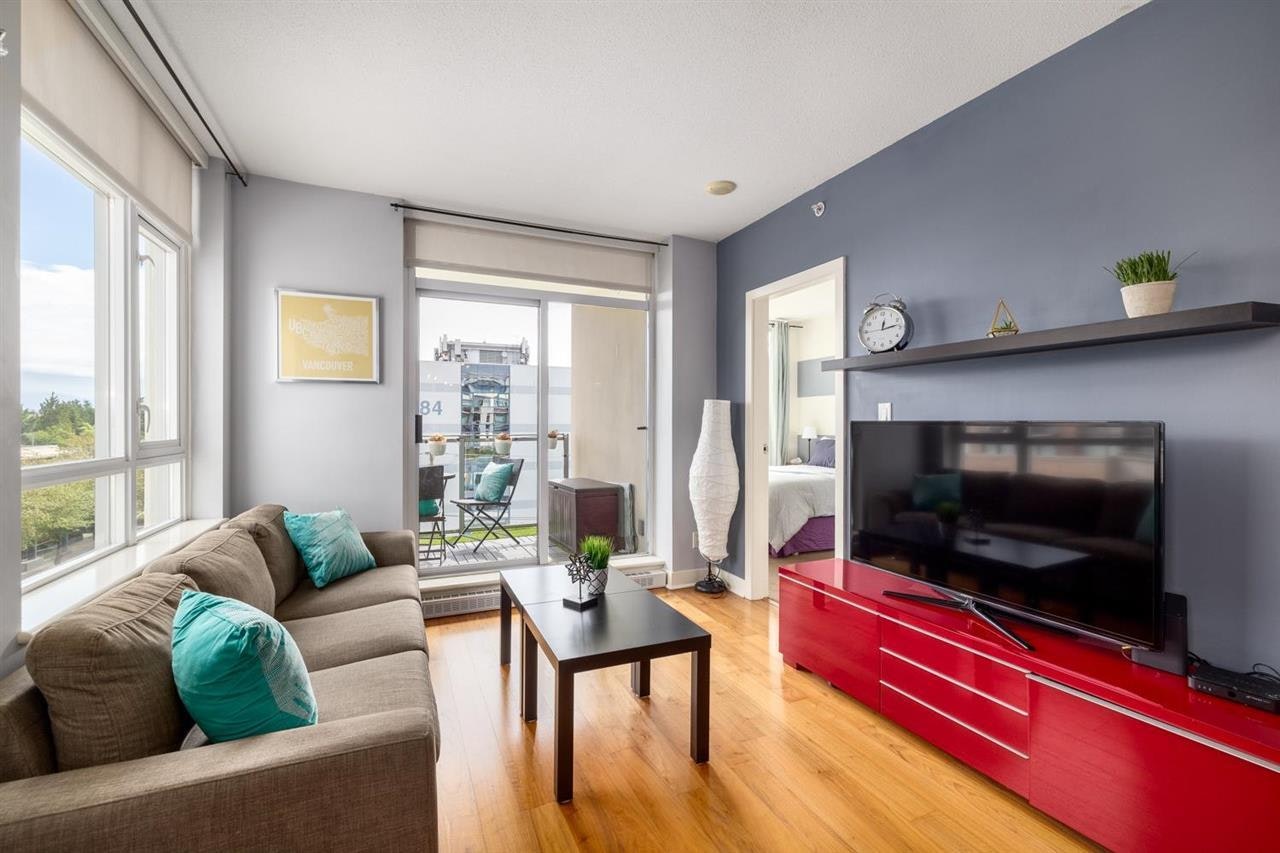 601-2228 West Broadway, Vancouver, BC, V6K 0B1