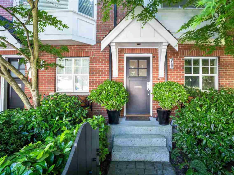 2162 West 8th Avenue, Vancouver, BC, V6K 2A4