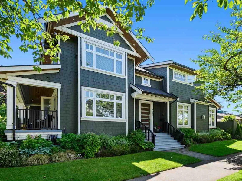 3120 Yew Street, Vancouver BC