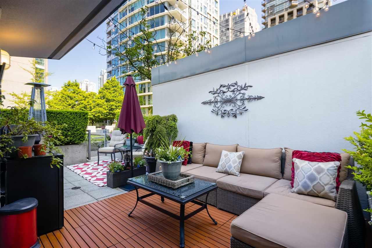 1037 Expo Boulevard, Vancouver, BC, V6Z 2W1