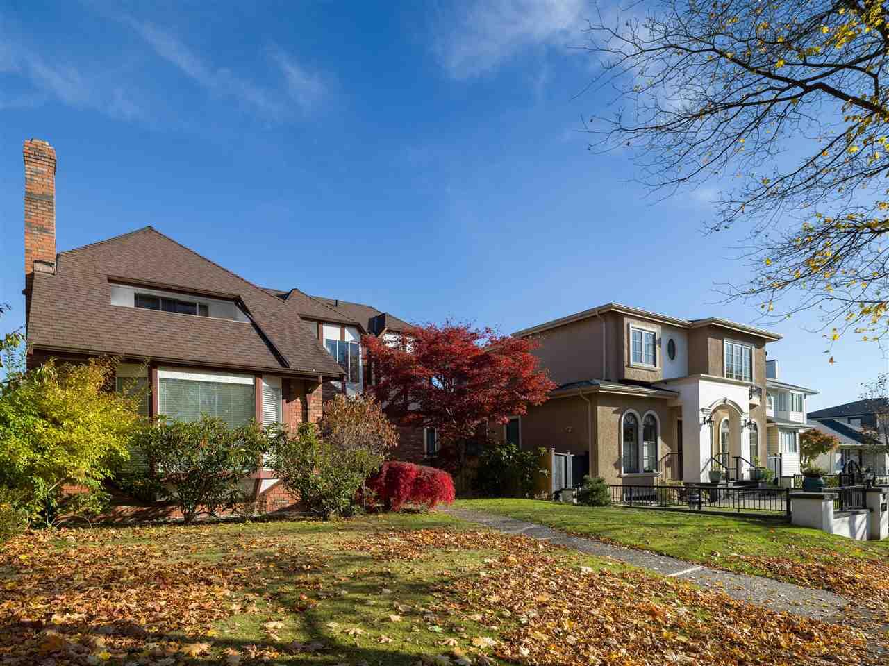 5564 Elizabeth Street, Vancouver, BC, V5Y 3J9