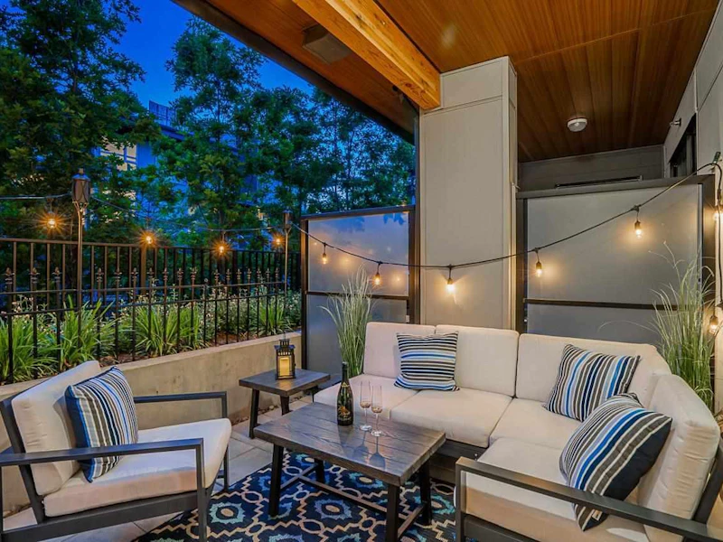 G03 - 715 W 15th Street, North Vancouver BC