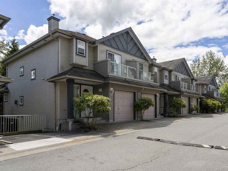 13 - 11229 232nd Street, Maple Ridge BC V2X 2N4