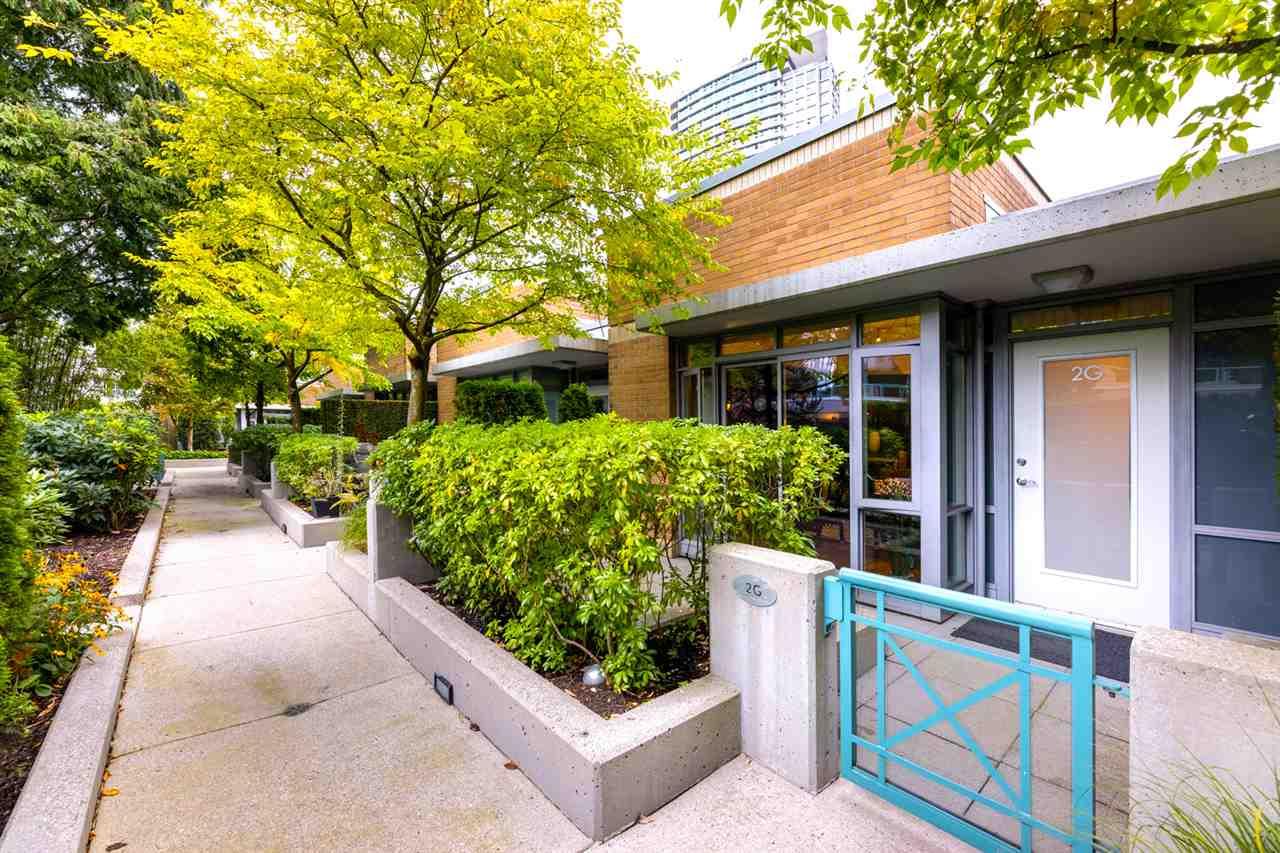 2G-1067 Marinaside Crescent, Vancouver, BC, V6Z 3A4