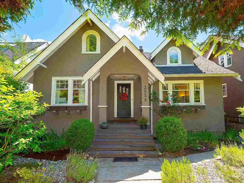 3556 Dunbar Street, Vancouver BC V6S 2C5