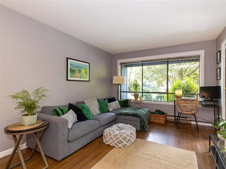 207-2173 West 6th Avenue, Vancouver, BC, V6K 1V5