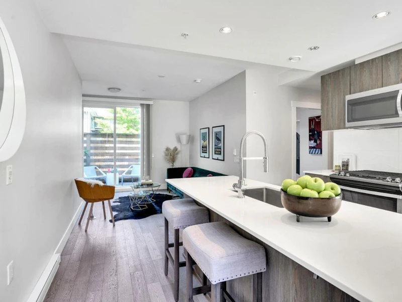 11 - 531 E 16th Avenue, Vancouver BC
