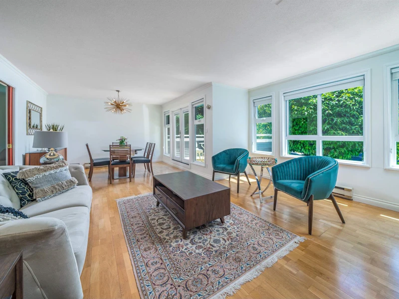 C2 - 240 W 16th Street, North Vancouver BC V7M 1T6
