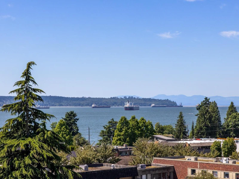502 - 1390 Duchess Avenue, West Vancouver BC V7T 1H6