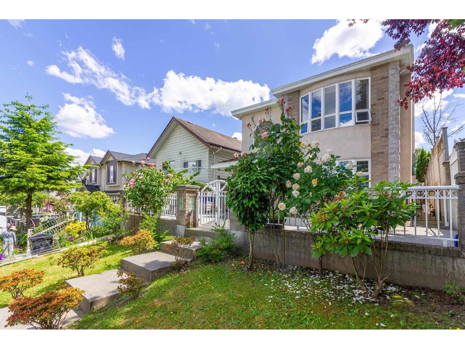 3868 Regent Street, Burnaby, BC, V5C 4G8