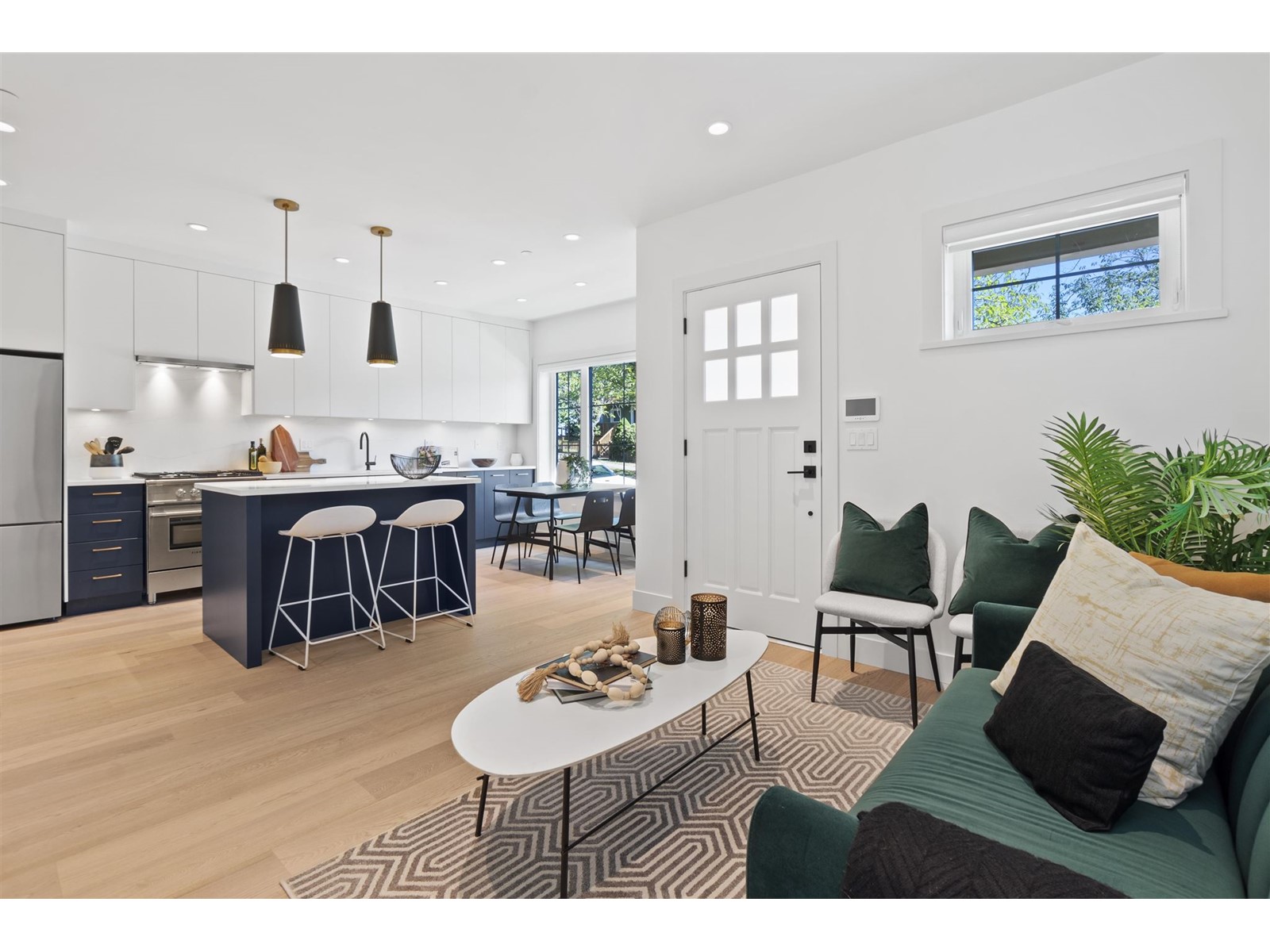 1923 East 3rd Avenue, Vancouver, BC, V5N 1H4
