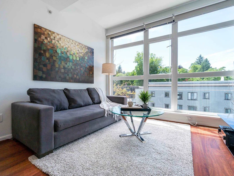 402 - 988 W 21st Avenue, Vancouver BC V5Z 1Z1
