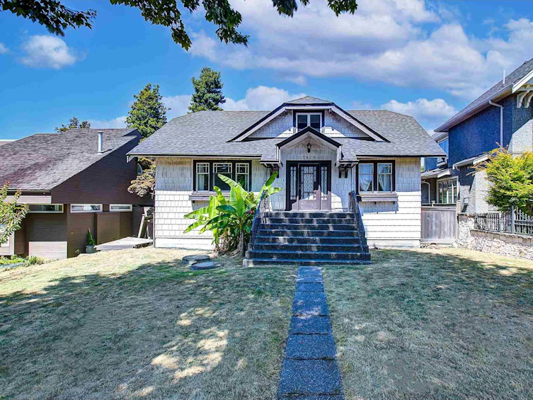 1929 West 45th Avenue, Vancouver, BC, V6M 2H7