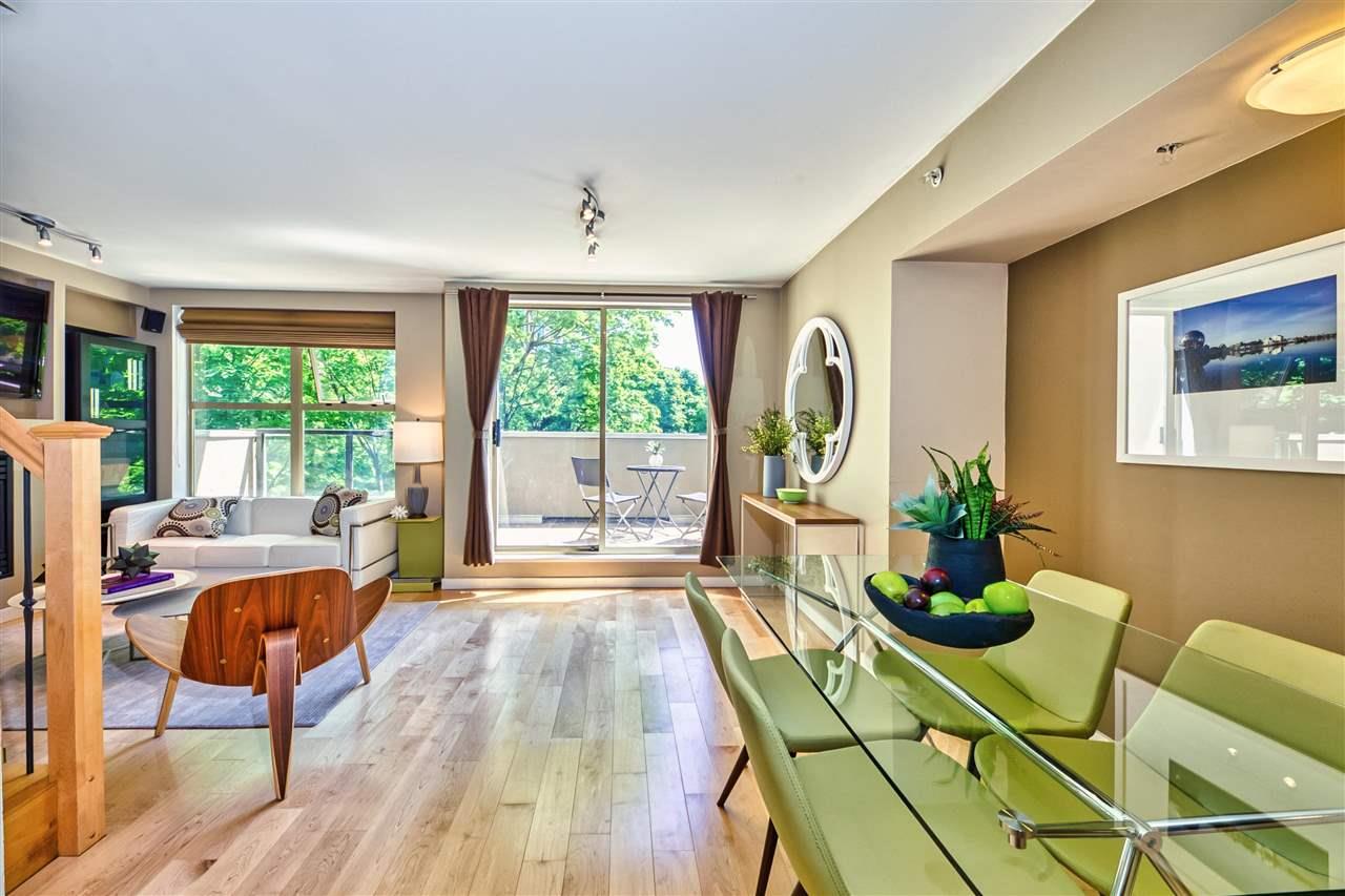 TH8-989 Richards Street, Vancouver, BC, V6B 6R6