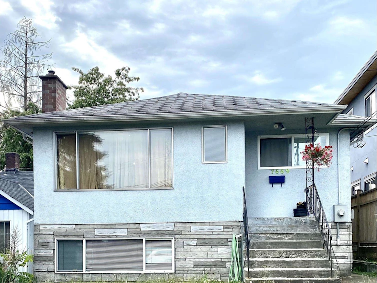 7669 Burgess Street, Burnaby, BC, V3N 3J1