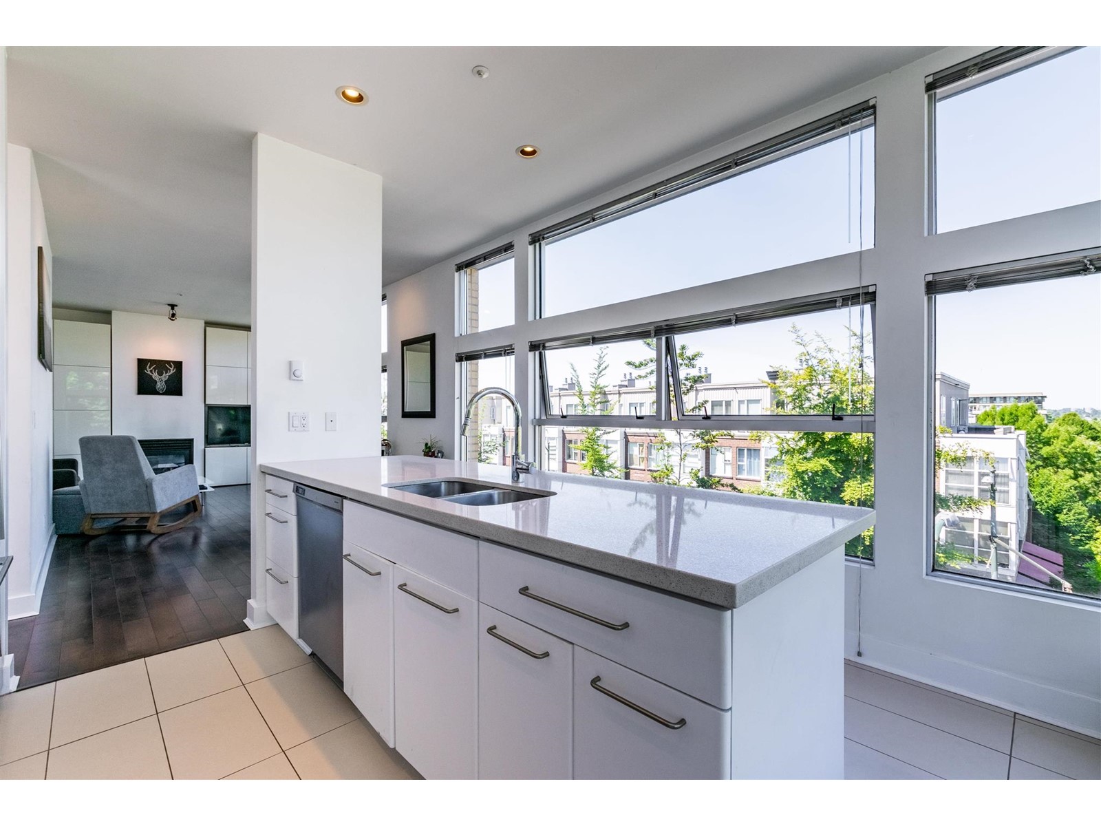 PH1-2088 West 11th Avenue, Vancouver, BC, V6J 2C9